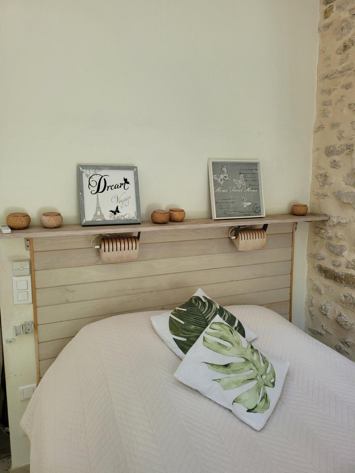 Gite Milly - 2 Studios En Coeur De Ville Milly-la-Foret Quarto foto